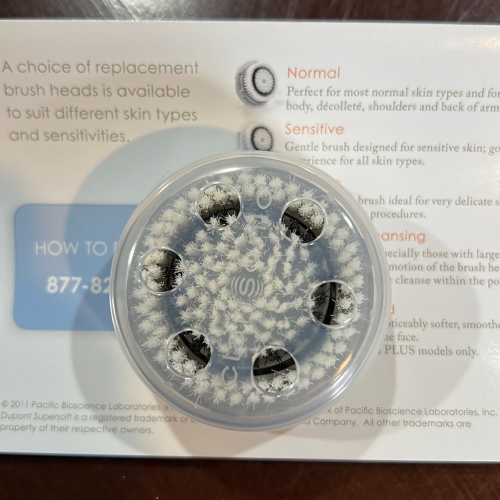 Brand New CLARISONIC Replacement Brush Head Normal skin. Each sold separately
